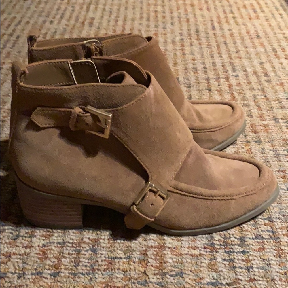 Anne Klein tan gold buckle booties Size 7.5